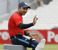 Rotate fast bowlers to avoid injury: Sehwag